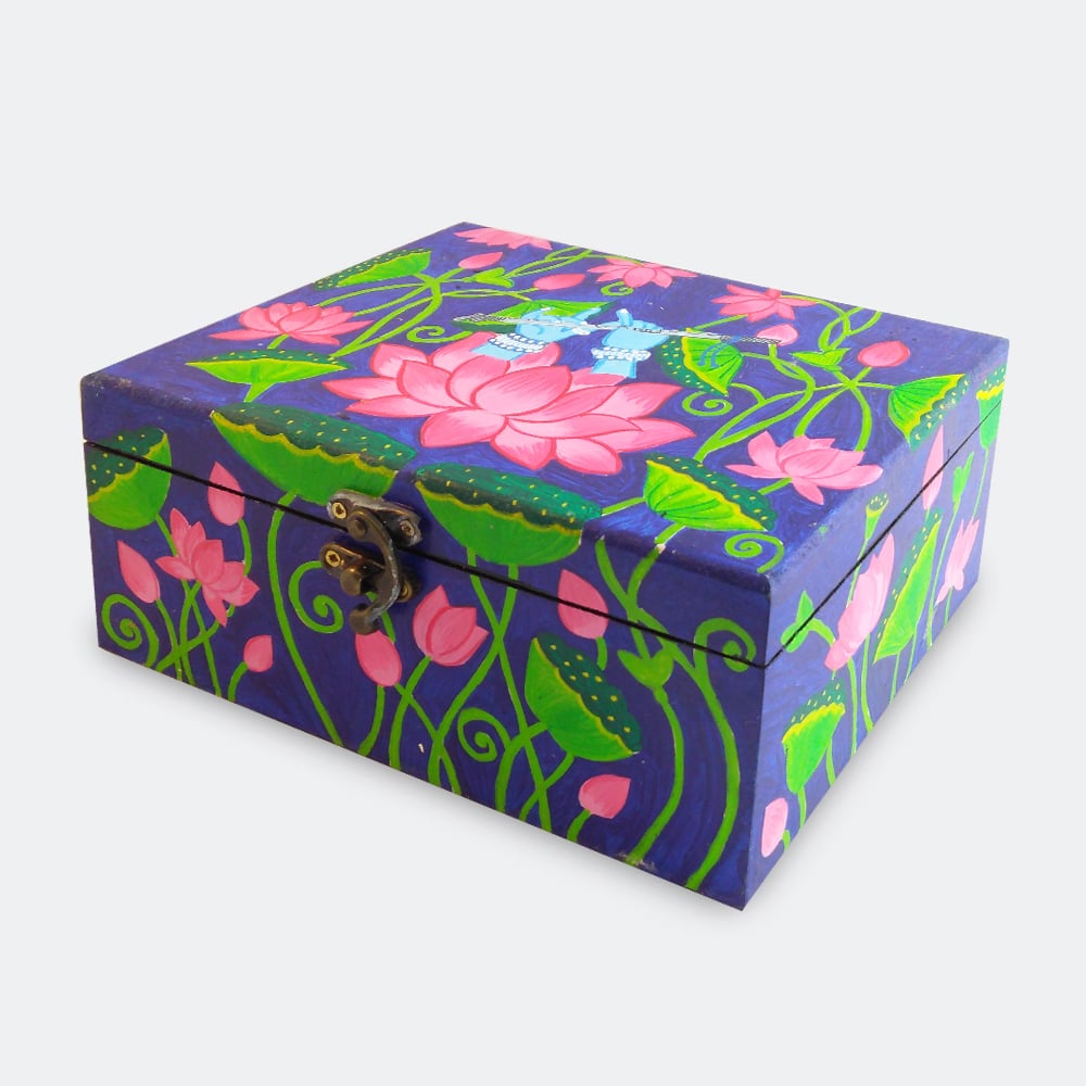 Exquisite Jewellery Box hand-painted with an original Pichwai Painting design!